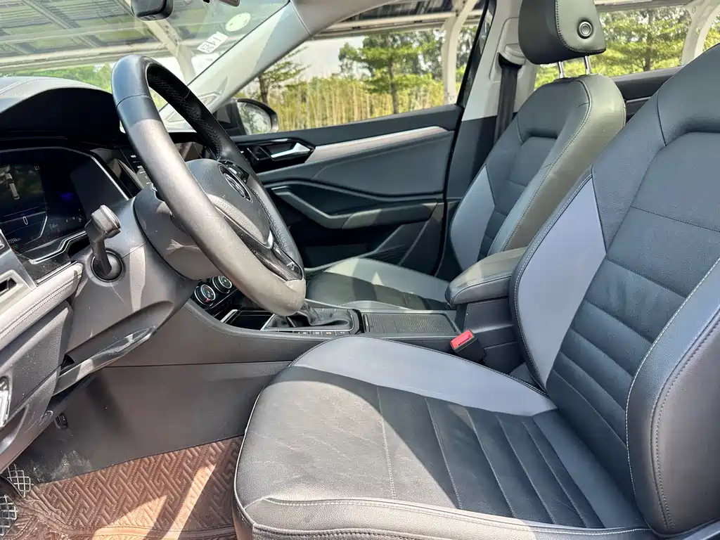 Volkswagen Sagitar — миниатюра 15