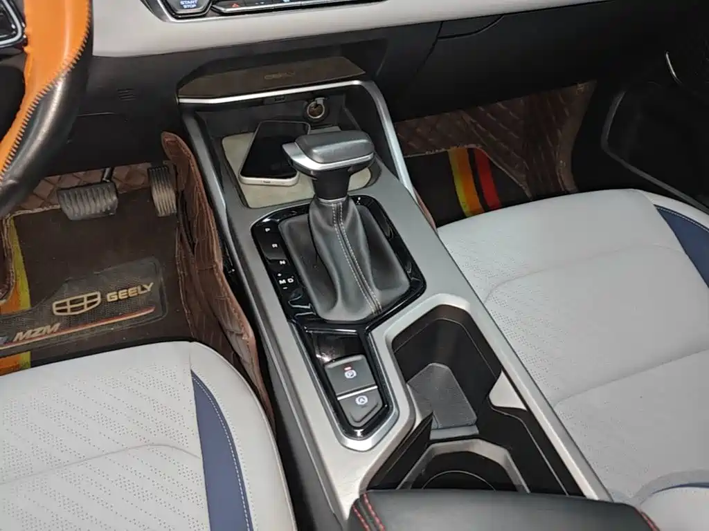 Geely Emgrand — миниатюра 14