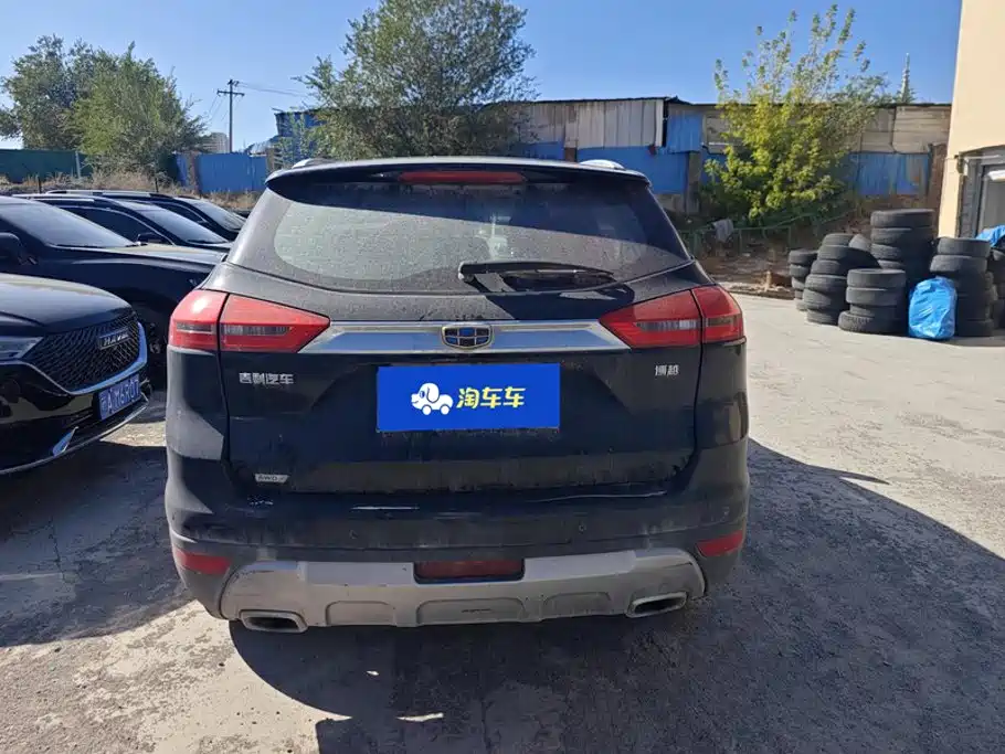 Geely Boyue — миниатюра 4
