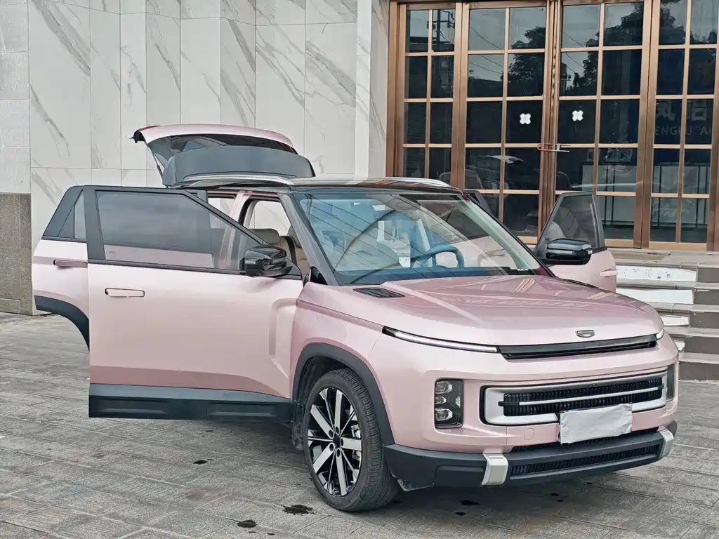 GEELY AUTOMOBILE GEELY ICON