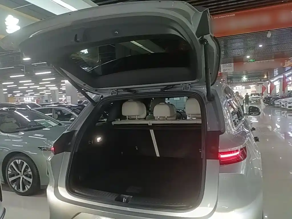 Li Auto Li L6 — миниатюра 19