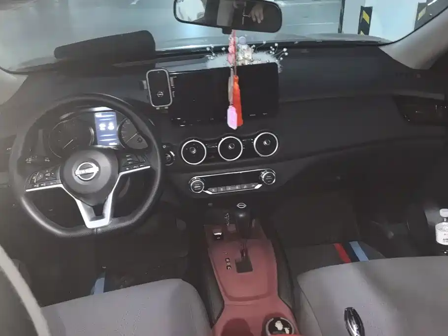 Nissan X-Trail — миниатюра 12