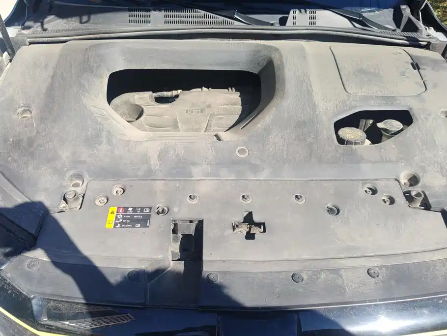 Roewe RX5 — миниатюра 10