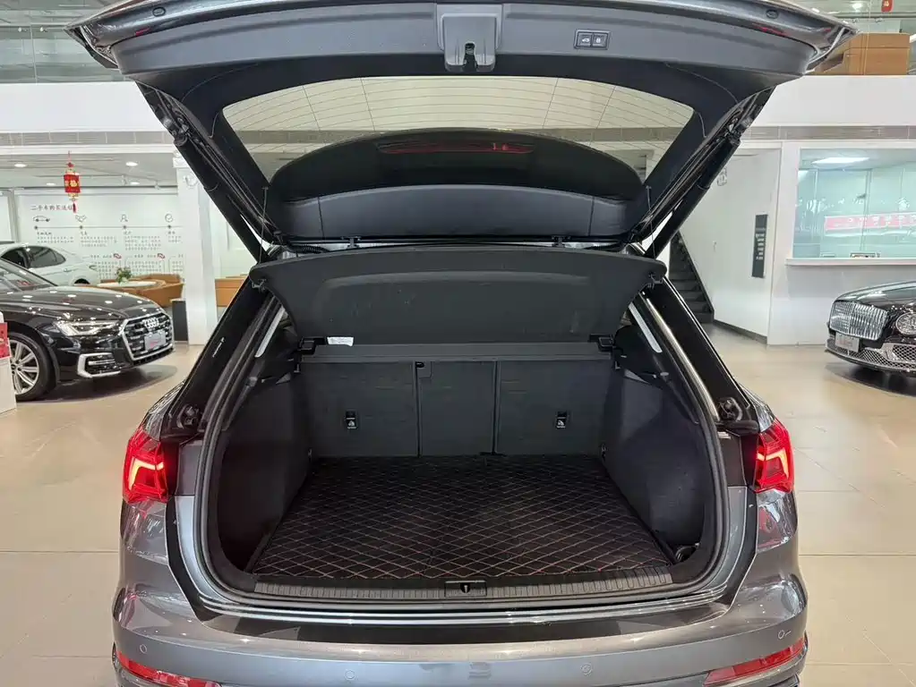 Audi Q3 — миниатюра 20