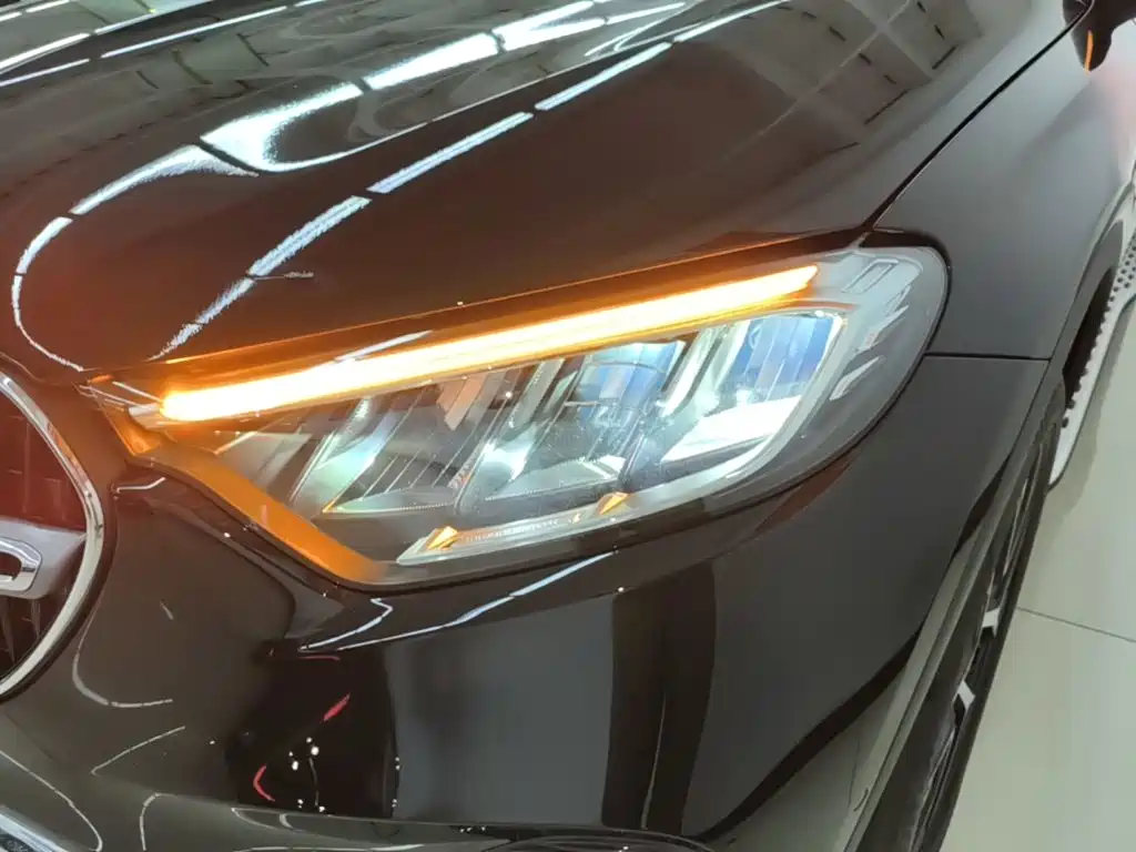 Mercedes-Benz GLC — миниатюра 24