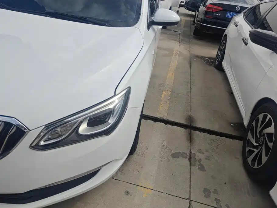 Buick Excelle — миниатюра 5
