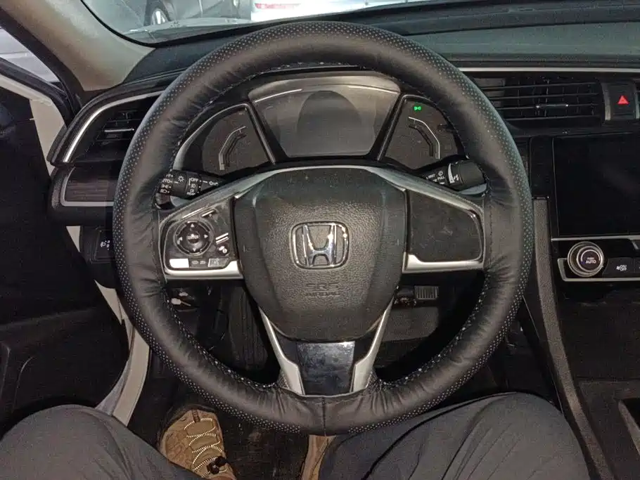 Honda Civic — миниатюра 15