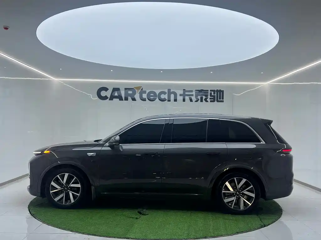 Li Auto L8 2023 Pro