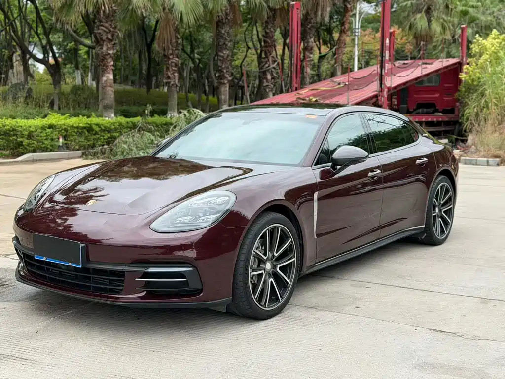 Porsche Panamera 2018