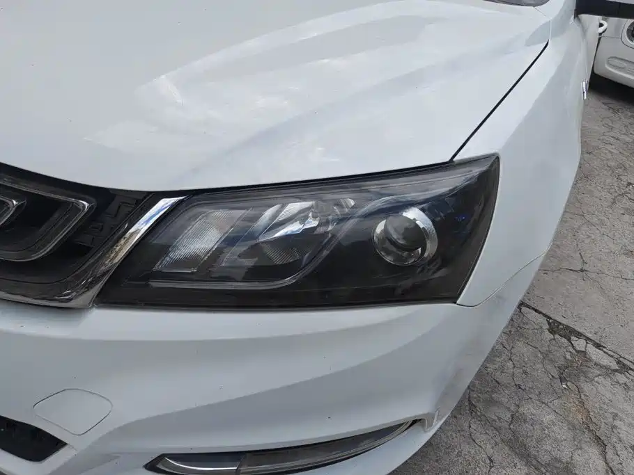 Geely Emgrand — миниатюра 5