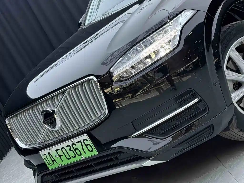VOLVO XC90 PLUG IN HYBRID