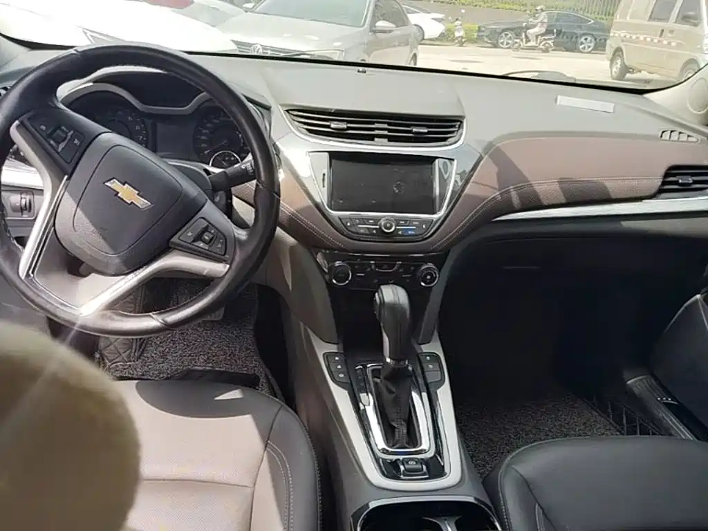 Chevrolet Malibu — миниатюра 12