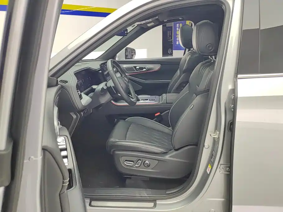 GAC Motor Trumpchi GS8 — миниатюра 9