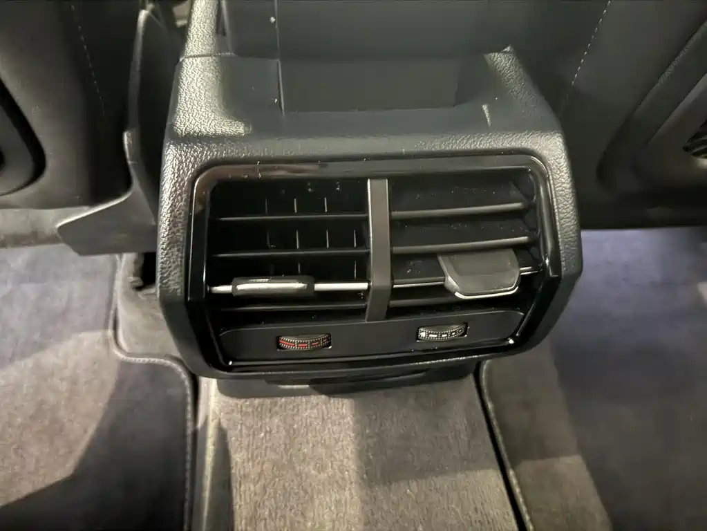 Audi Q3 — миниатюра 18