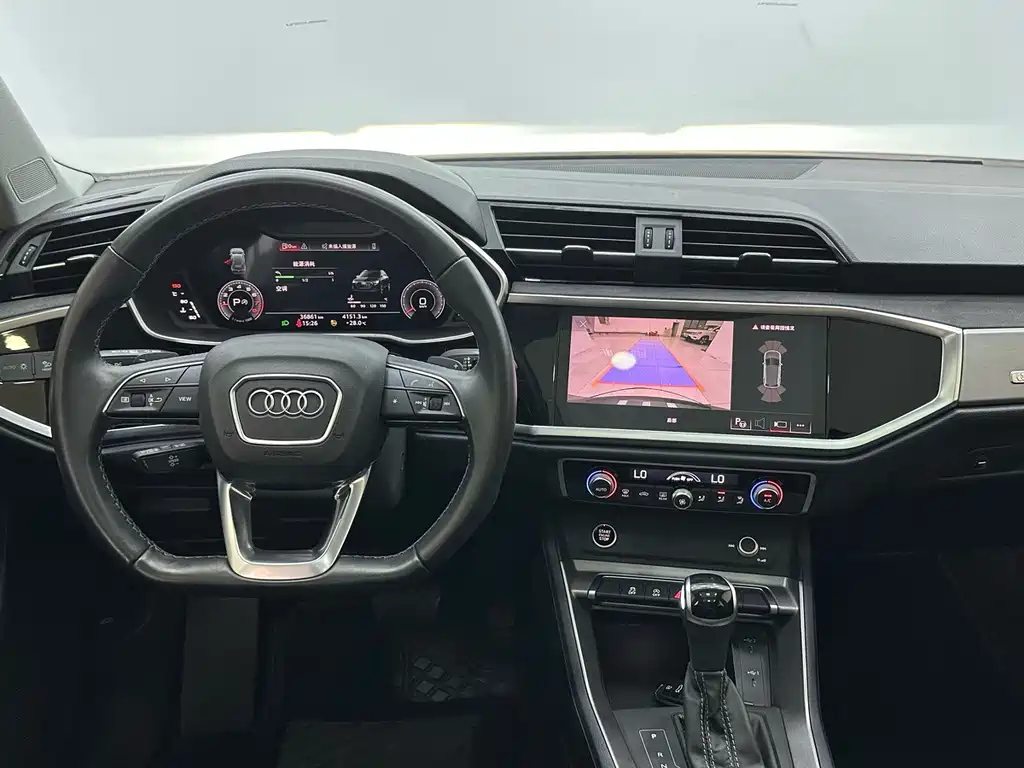 Audi Q3 — миниатюра 10