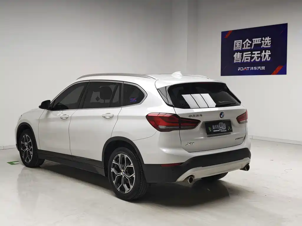 BMW X1 — миниатюра 6