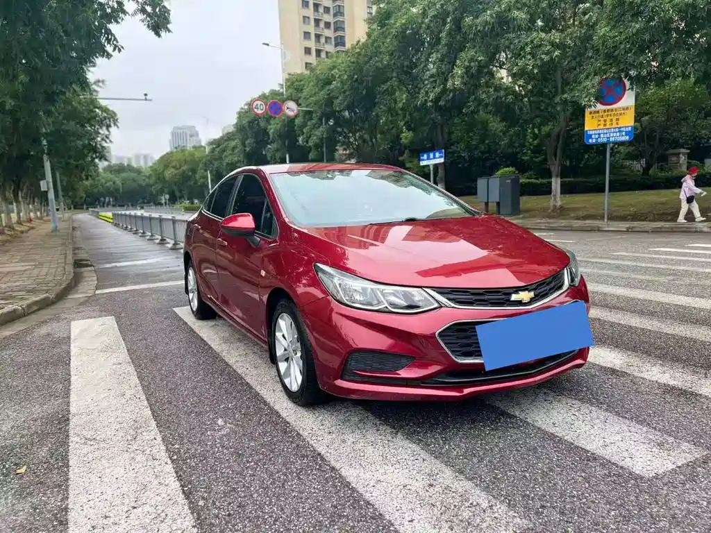 Chevrolet Cruze — миниатюра 8