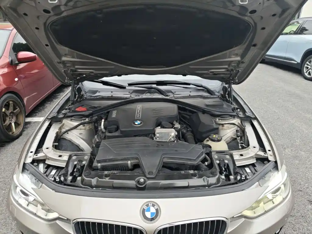 BMW 3 Series — миниатюра 20