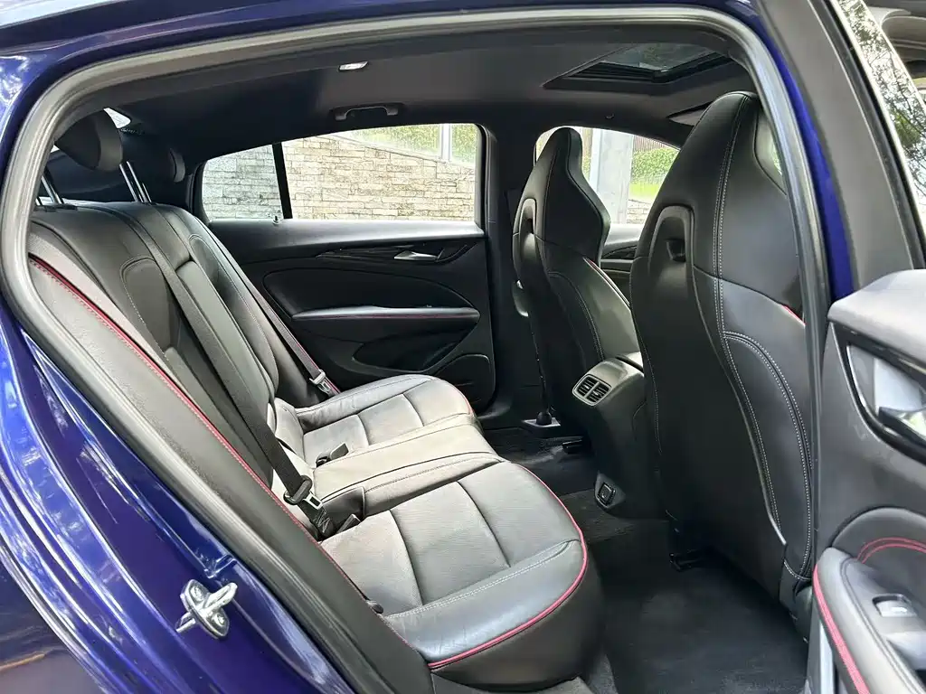 Buick Regal — миниатюра 4