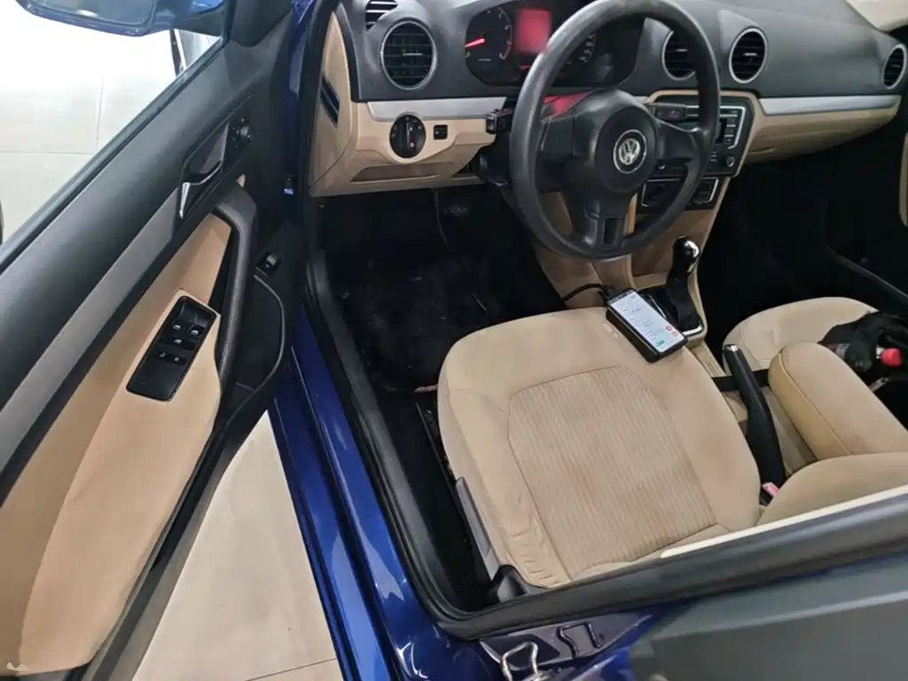 Volkswagen Jetta — миниатюра 16