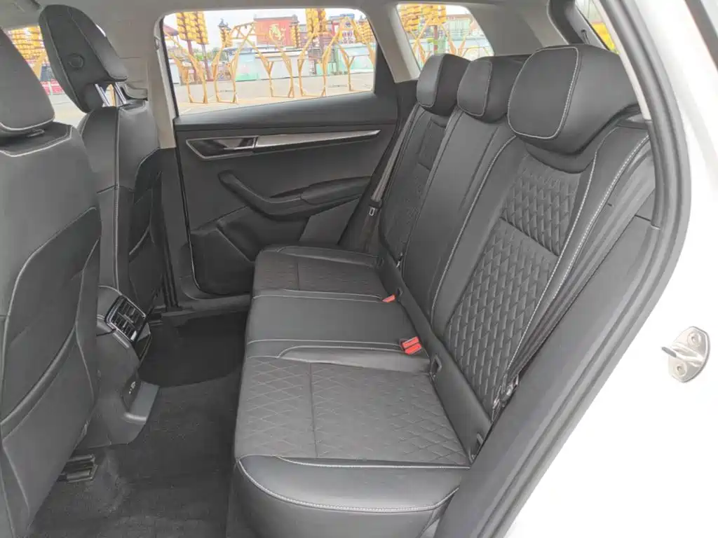 Skoda Karoq — миниатюра 17