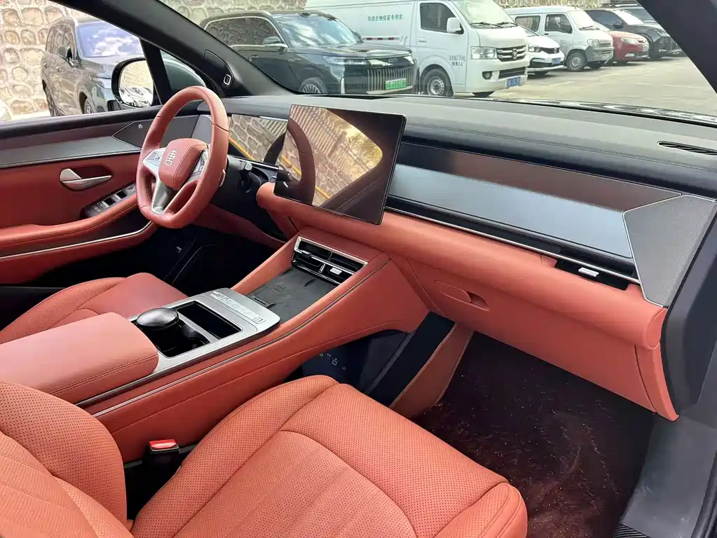 BYD Tang L — миниатюра 12