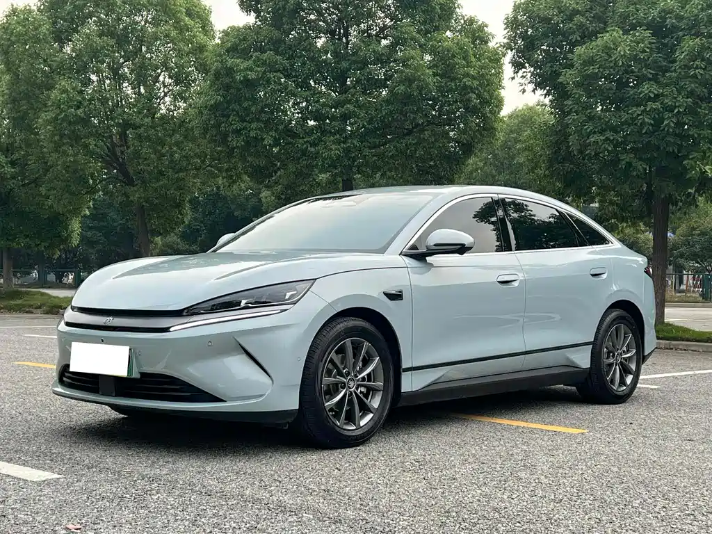 BYD Qin L