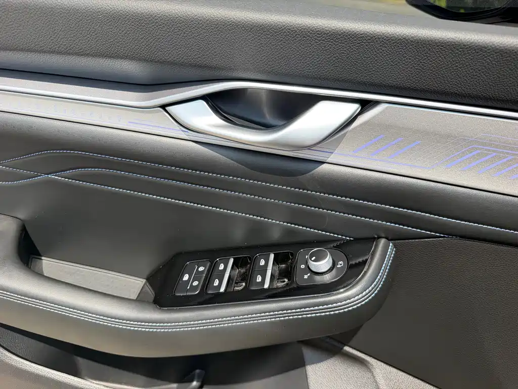 Geely Xingrui — миниатюра 22