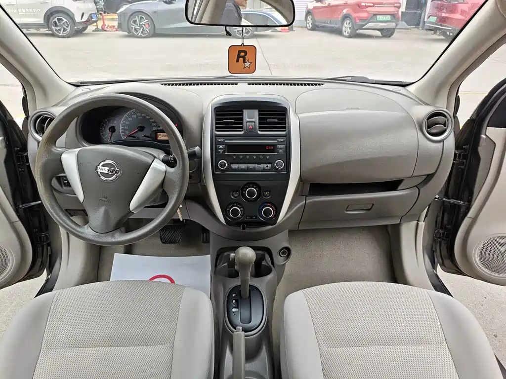 Nissan Sunny — миниатюра 13