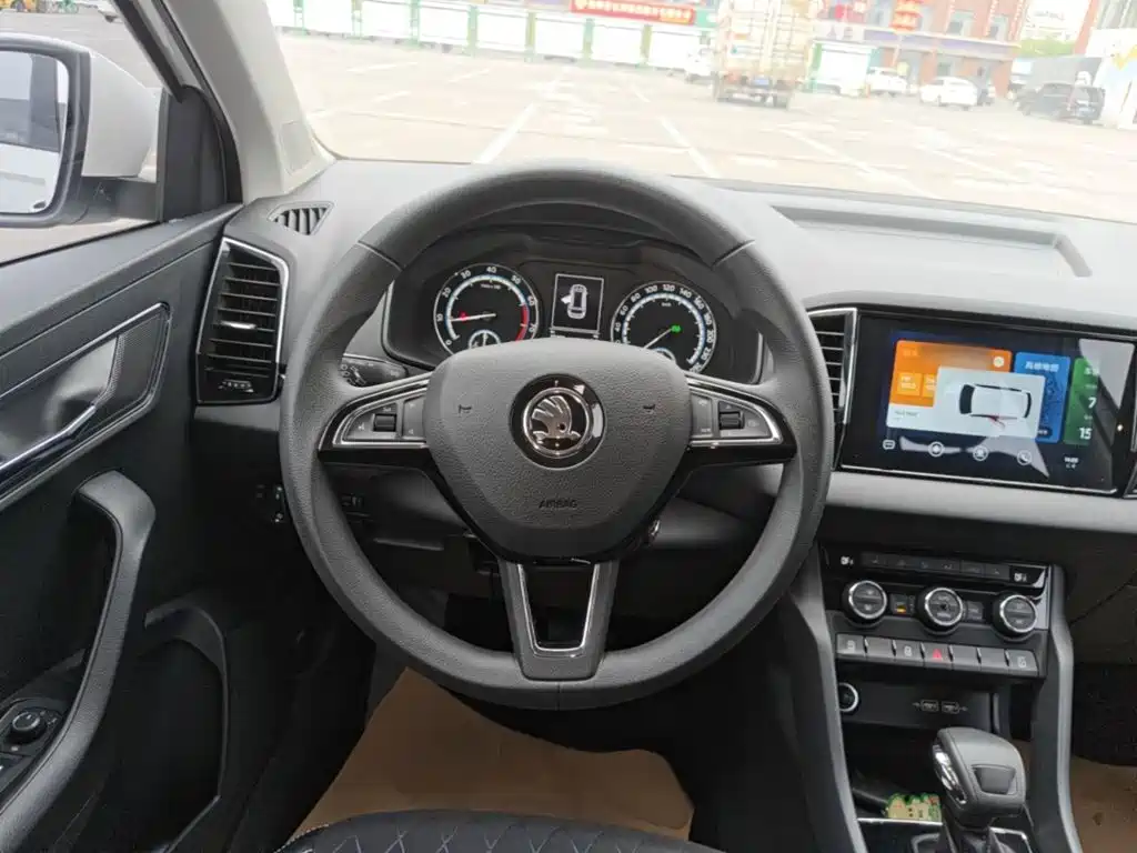 Skoda Karoq — миниатюра 11