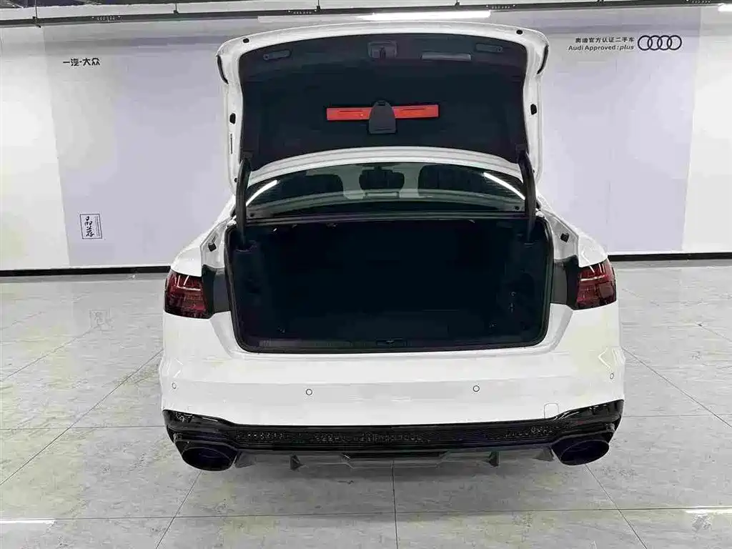 Audi A4L — миниатюра 6