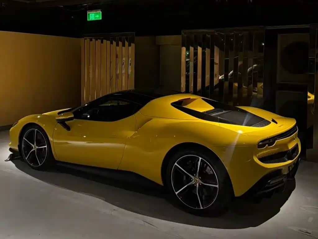 Ferrari 296 — миниатюра 8