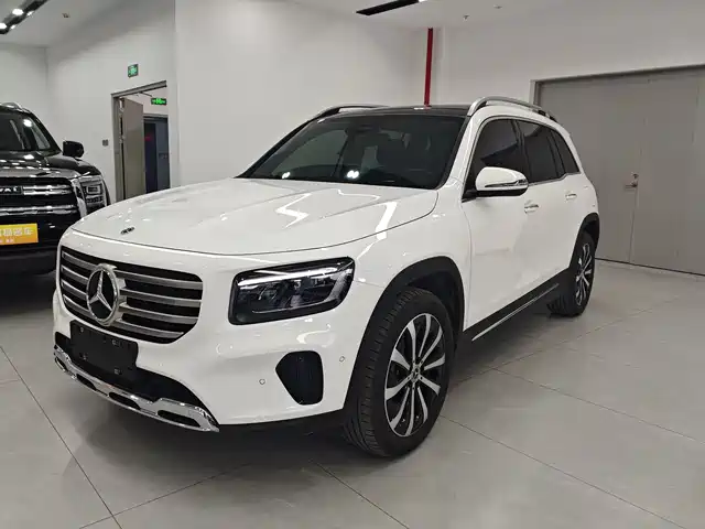 MERCEDES-BENZ GLB 2024