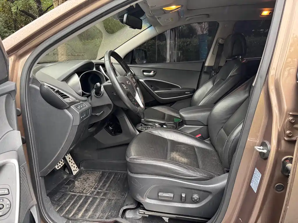 Hyundai Santa Fe — миниатюра 4