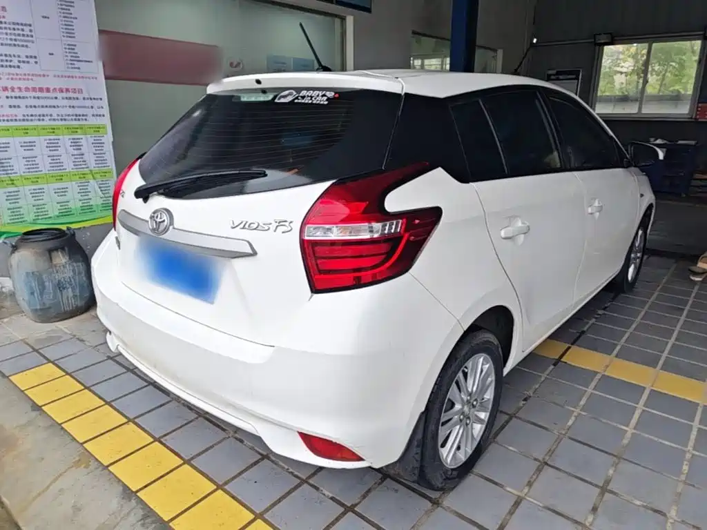 Toyota Vios FS — миниатюра 7