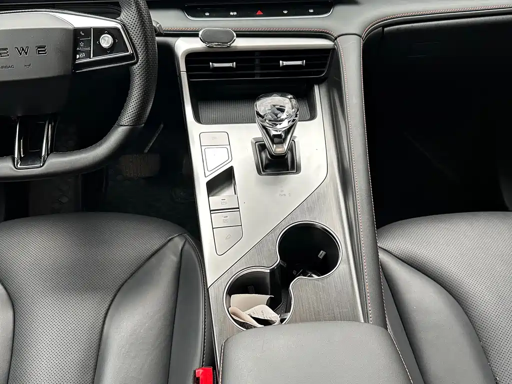 Roewe RX5 — миниатюра 13