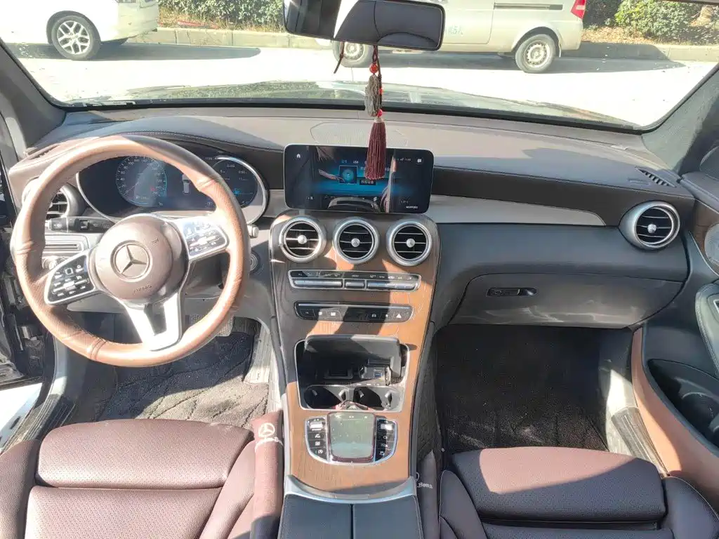 Mercedes-Benz GLC — миниатюра 7