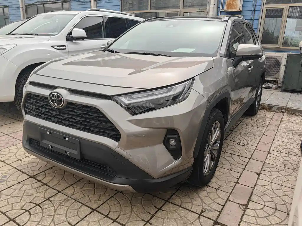 Toyota RAV4 2024