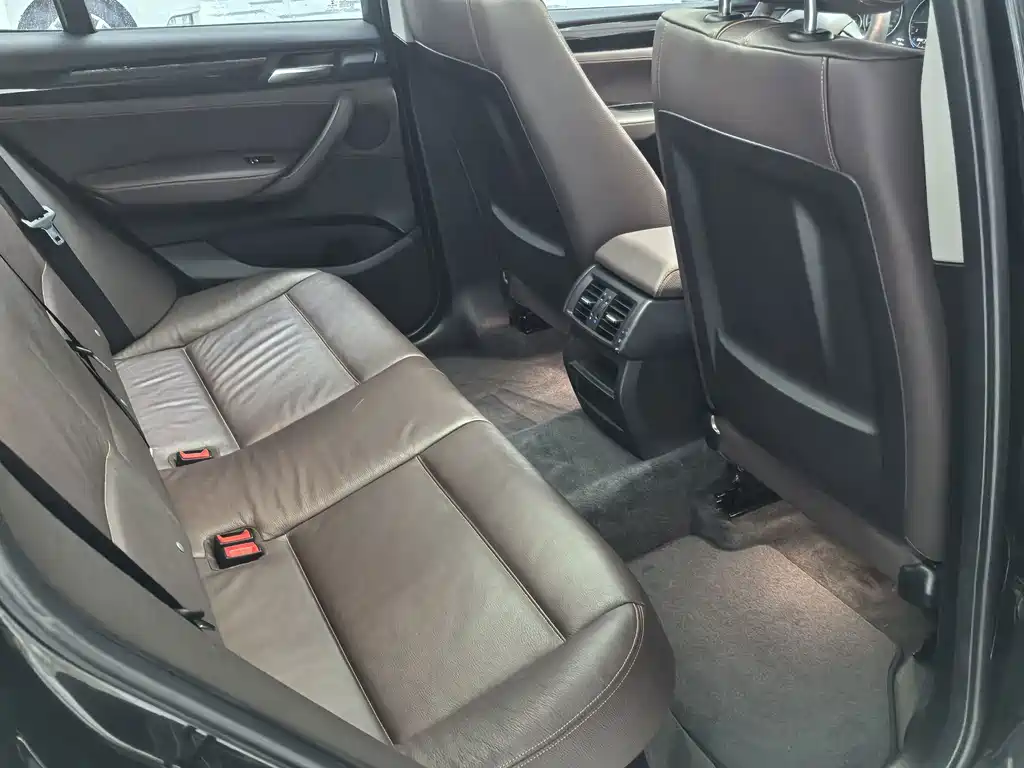 BMW X3 (Import) — миниатюра 15