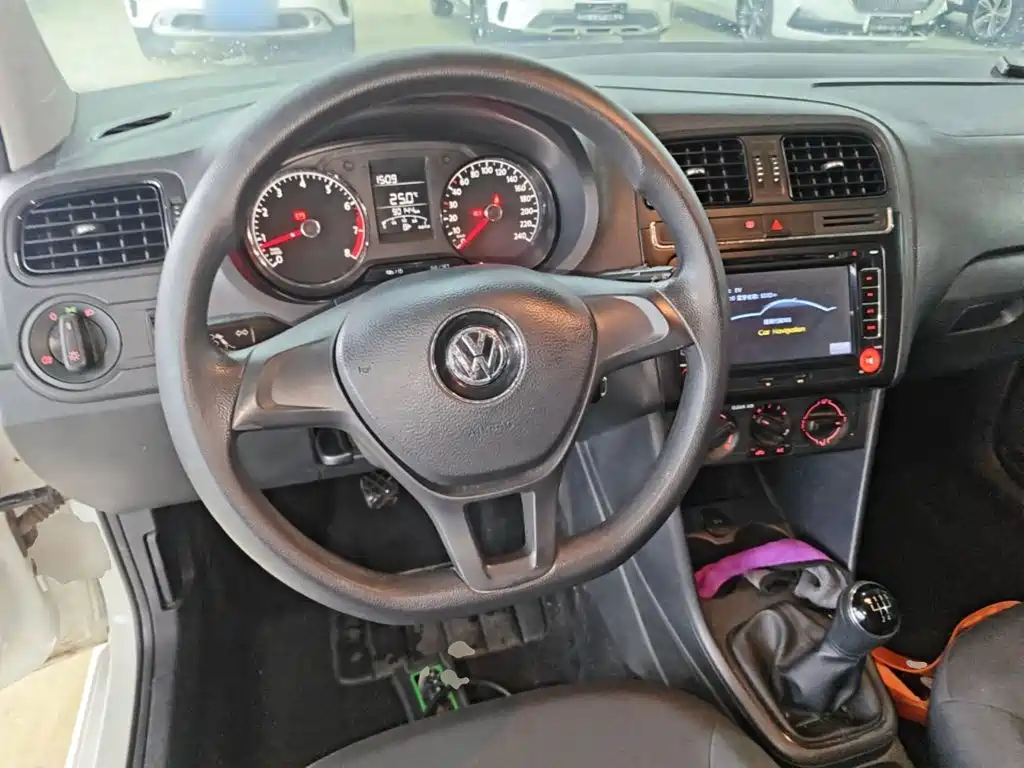 Volkswagen Polo — миниатюра 11