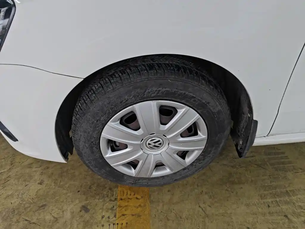 Volkswagen Polo — миниатюра 23
