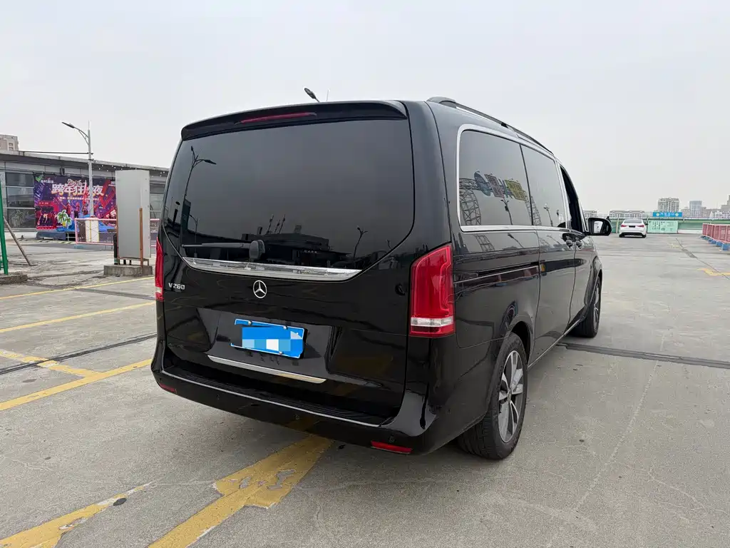 MERCEDES-BENZ V CLASS