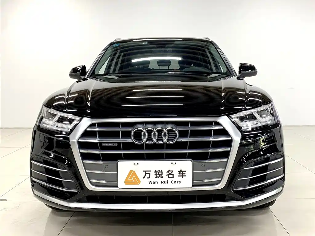 AUDI  Q5L