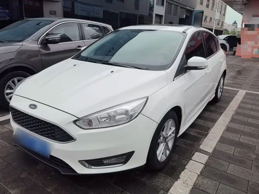 Ford Focus 2018 Hatchback Classic EcoBoost 180 Auto Elite Type