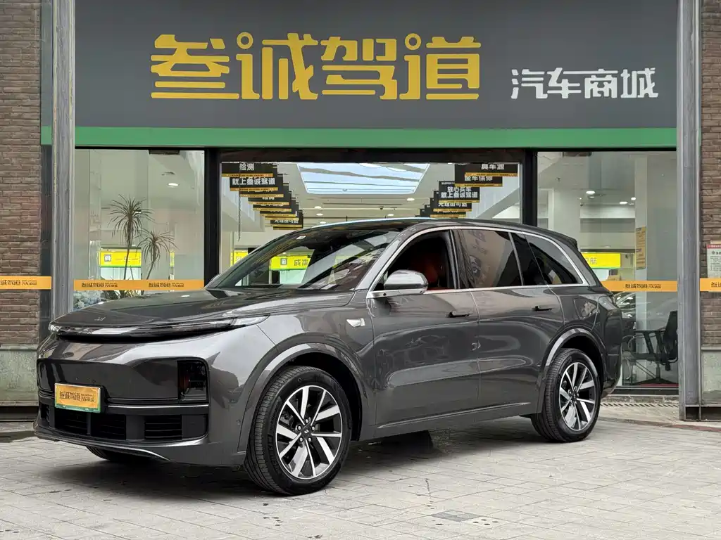 Li Auto L8 2023 Pro