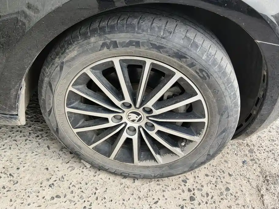Skoda Octavia — миниатюра 6