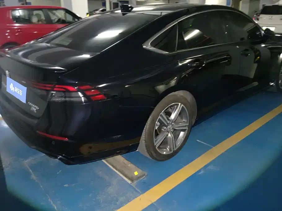 Honda Accord — миниатюра 3