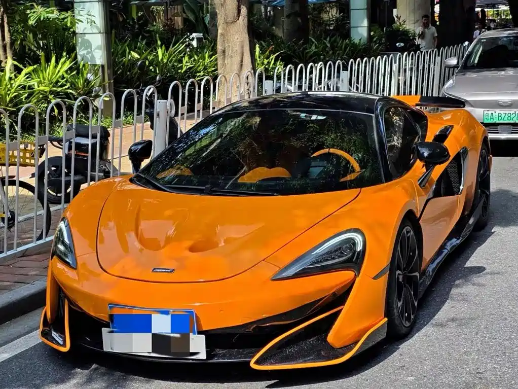 McLaren 570
