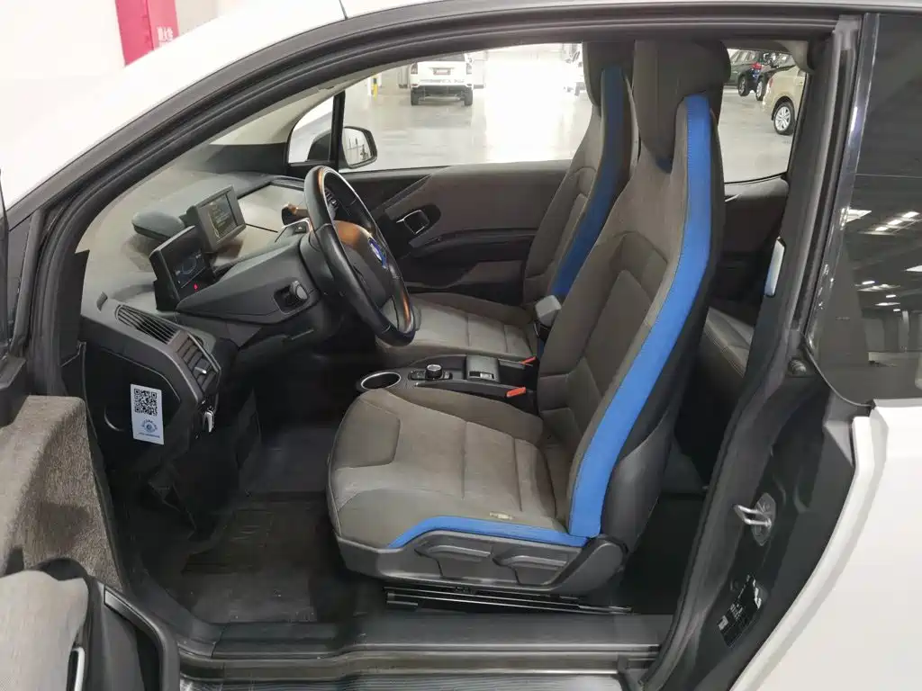 BMW i3 (Import) — миниатюра 10