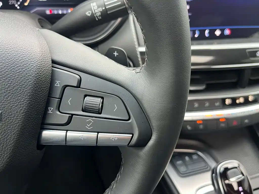 Cadillac CT5 — миниатюра 35